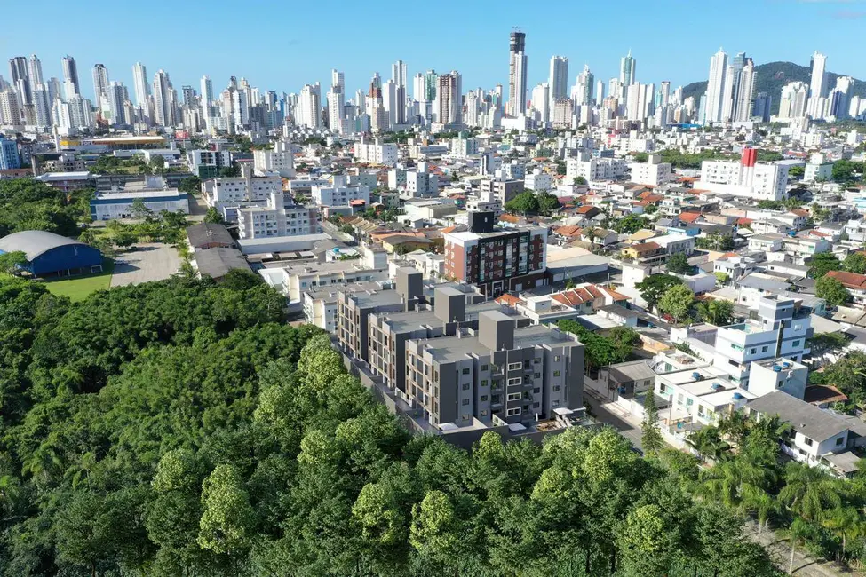 Apartamento com 2 quartos à venda, 59m2 em Municípios, Balneario Camboriu - SC - imagem 7 Foto 7 de Apartamento com 2 quartos à venda, 59m2 em Municípios, Balneario Camboriu - SC