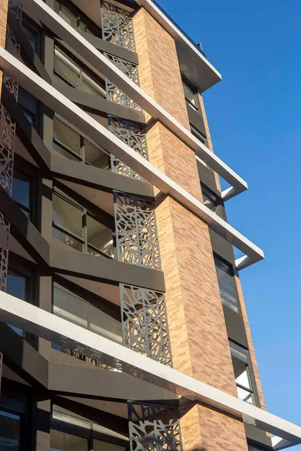 Apartamento com 3 quartos à venda, 122m2 em Mercês, Curitiba - PR - imagem 6 Foto 6 de Apartamento com 3 quartos à venda, 122m2 em Mercês, Curitiba - PR