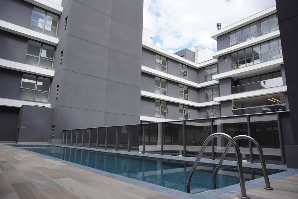 Apartamento com 3 quartos à venda, 147m2 em Hugo Lange, Curitiba - PR - imagem 4 Foto 4 de Apartamento com 3 quartos à venda, 147m2 em Hugo Lange, Curitiba - PR