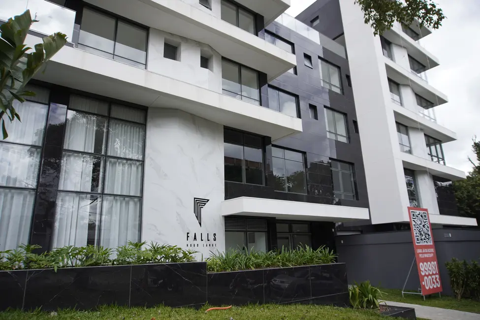 Apartamento com 3 quartos à venda, 147m2 em Hugo Lange, Curitiba - PR - imagem 3 Foto 3 de Apartamento com 3 quartos à venda, 147m2 em Hugo Lange, Curitiba - PR