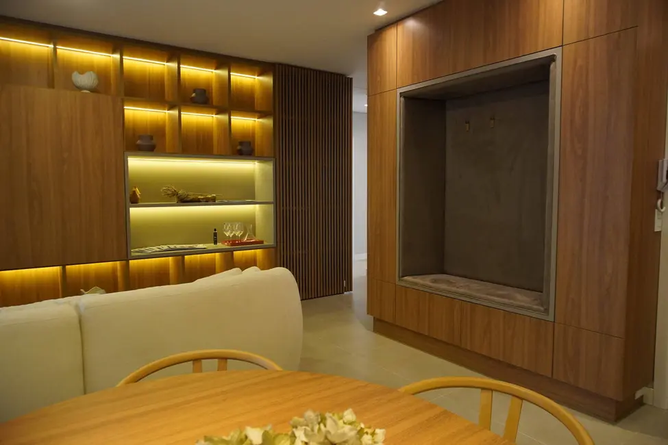 Apartamento com 3 quartos à venda, 116m2 em Alto da Rua XV, Curitiba - PR - imagem 8 Foto 8 de Apartamento com 3 quartos à venda, 116m2 em Alto da Rua XV, Curitiba - PR