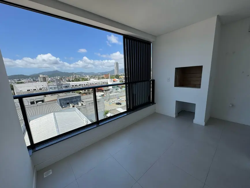 Apartamento com 2 quartos à venda, 70m2 em Estados, Balneario Camboriu - SC - imagem 8 Foto 8 de Apartamento com 2 quartos à venda, 70m2 em Estados, Balneario Camboriu - SC