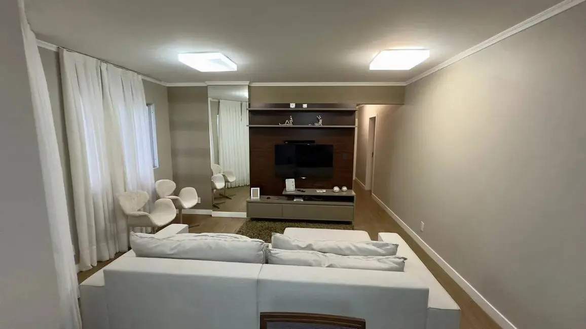 Foto 3 de Apartamento com 2 quartos à venda, 136m2 em Centro, Balneario Camboriu - SC