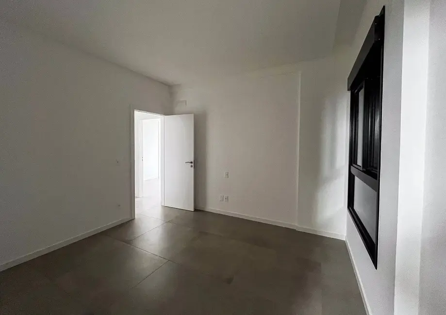 Foto 4 de Apartamento com 3 quartos à venda, 133m2 em Centro, Balneario Camboriu - SC