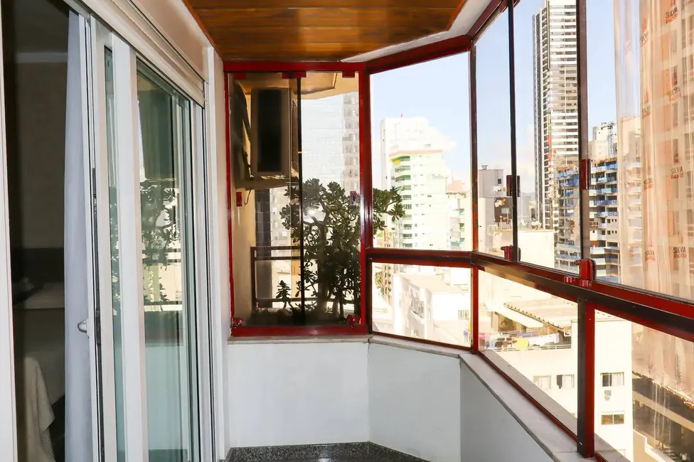 Apartamento com 3 quartos à venda, 160m2 em Centro, Balneario Camboriu - SC - imagem 9 Foto 9 de Apartamento com 3 quartos à venda, 160m2 em Centro, Balneario Camboriu - SC
