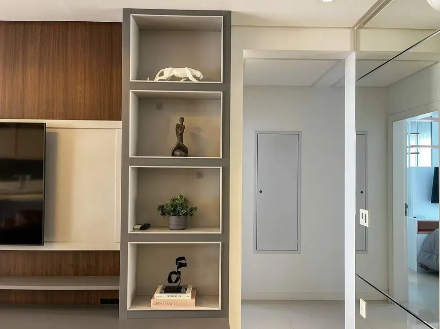 Apartamento com 3 quartos à venda, 137m2 em Centro, Balneario Camboriu - SC - imagem 7 Foto 7 de Apartamento com 3 quartos à venda, 137m2 em Centro, Balneario Camboriu - SC