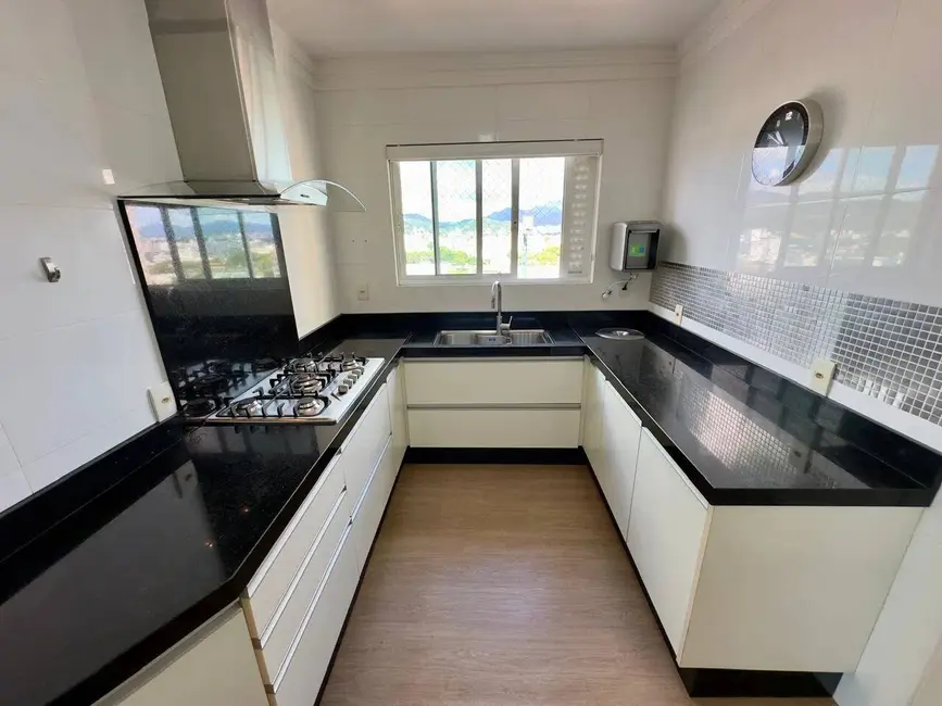 Foto 2 de Apartamento com 3 quartos à venda, 121m2 em Centro, Balneario Camboriu - SC