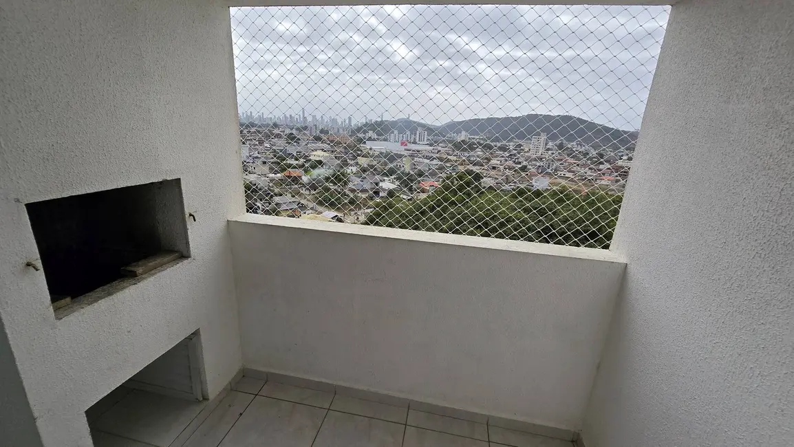 Foto 7 de Apartamento com 3 quartos à venda, 76m2 em Lídia Duarte, Camboriu - SC