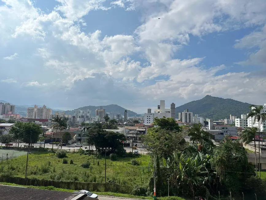 Foto 7 de Apartamento com 2 quartos à venda, 71m2 em Camboriu - SC