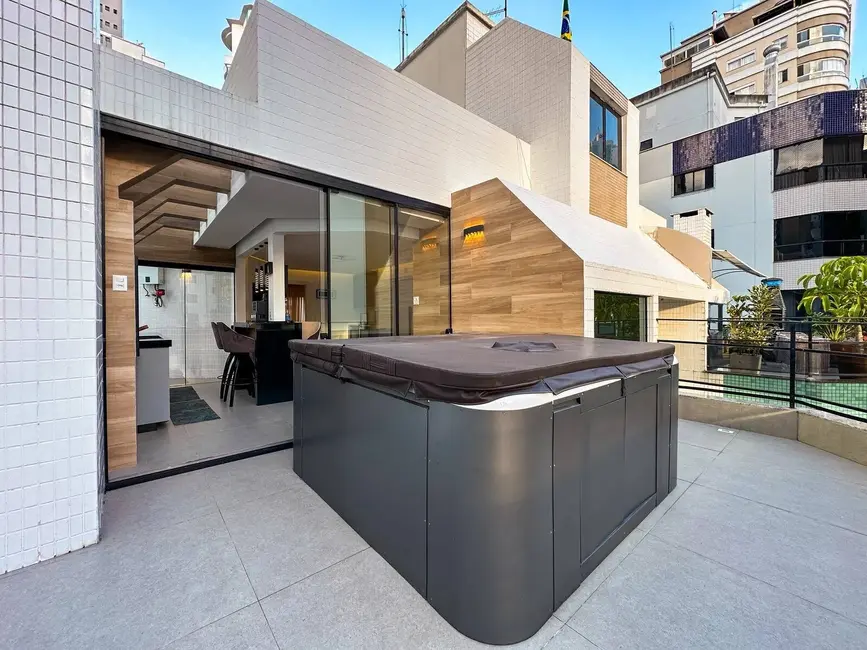 Apartamento com 3 quartos à venda, 199m2 em Centro, Balneario Camboriu - SC - imagem 8 Foto 8 de Apartamento com 3 quartos à venda, 199m2 em Centro, Balneario Camboriu - SC