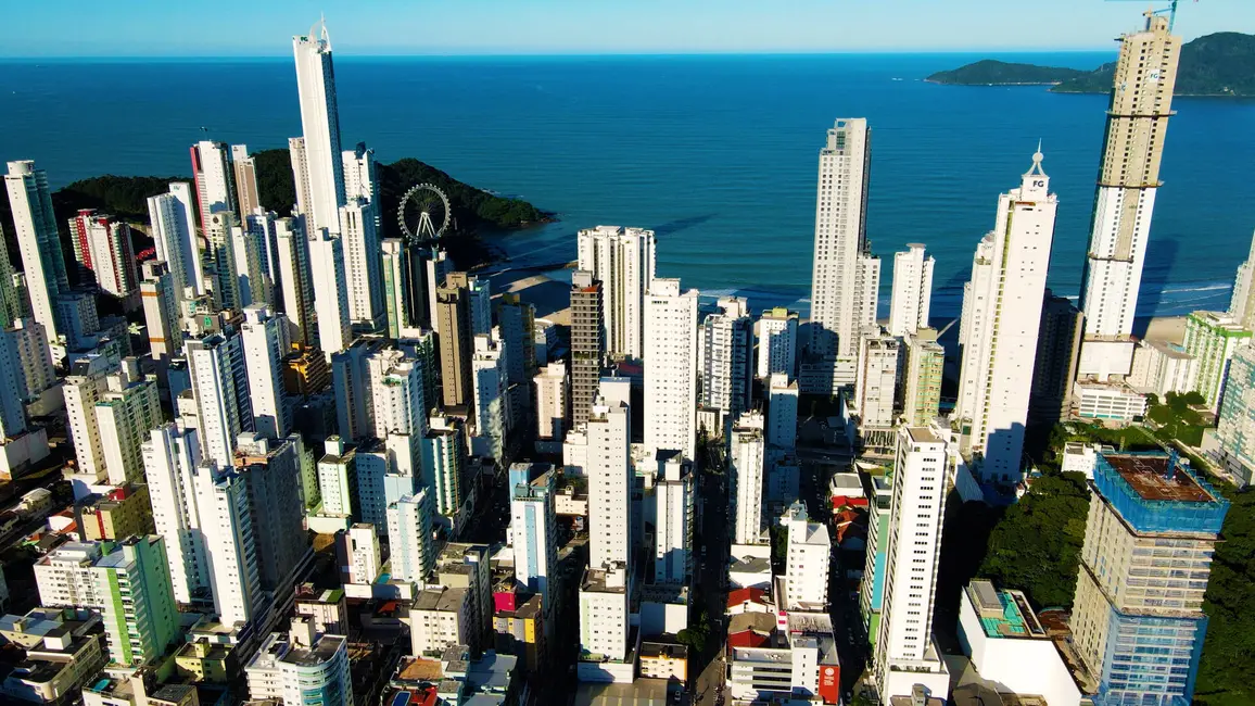 Foto 4 de Cobertura com 5 quartos à venda, 322m2 em Pioneiros, Balneario Camboriu - SC