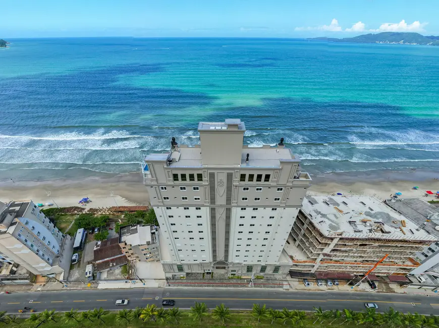 Foto 3 de Apartamento com 4 quartos à venda, 183m2 em Meia Praia, Itapema - SC