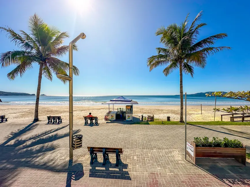 Foto 7 de Apartamento com 4 quartos à venda, 218m2 em Meia Praia, Itapema - SC