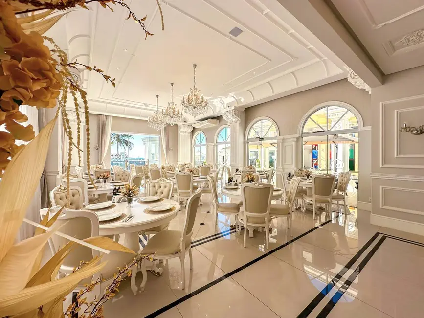 Foto 9 de Apartamento com 4 quartos à venda, 218m2 em Meia Praia, Itapema - SC