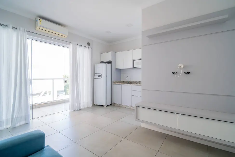 Apartamento com 2 quartos à venda, 61m2 em Bombinhas - SC - imagem 4 Foto 4 de Apartamento com 2 quartos à venda, 61m2 em Bombinhas - SC