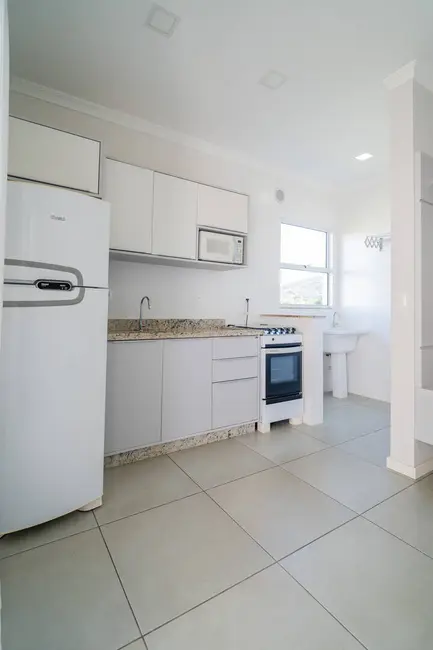 Apartamento com 2 quartos à venda, 61m2 em Bombinhas - SC - imagem 8 Foto 8 de Apartamento com 2 quartos à venda, 61m2 em Bombinhas - SC