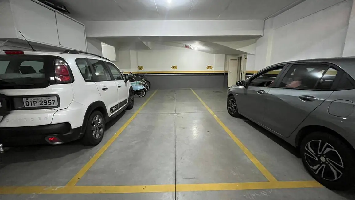 Cobertura com 3 quartos à venda, 180m2 em Centro, Balneario Camboriu - SC - imagem 8 Foto 8 de Cobertura com 3 quartos à venda, 180m2 em Centro, Balneario Camboriu - SC