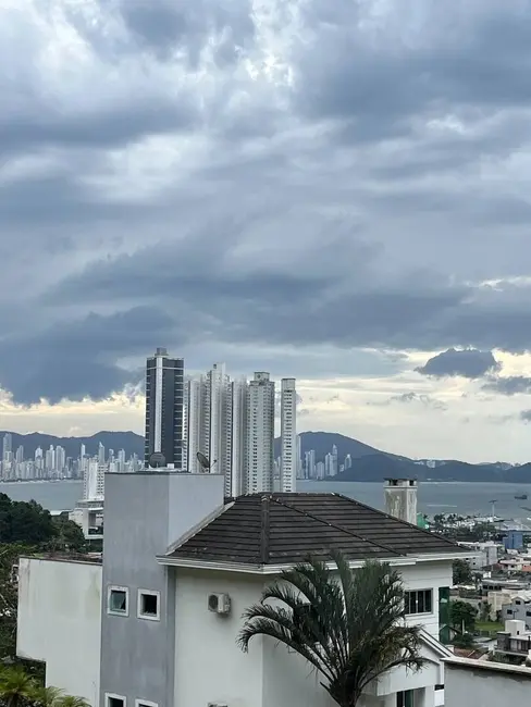 Terreno / Lote à venda, 481m2 em Barra, Balneario Camboriu - SC - imagem 3 Foto 3 de Terreno / Lote à venda, 481m2 em Barra, Balneario Camboriu - SC