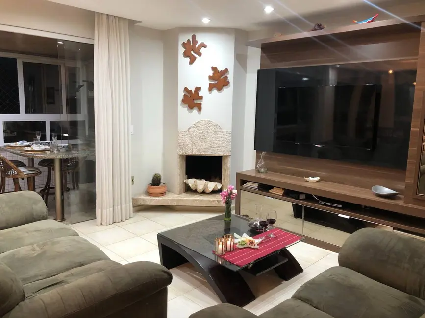 Apartamento com 3 quartos à venda, 231m2 em Itajai - SC - imagem 2 Foto 2 de Apartamento com 3 quartos à venda, 231m2 em Itajai - SC