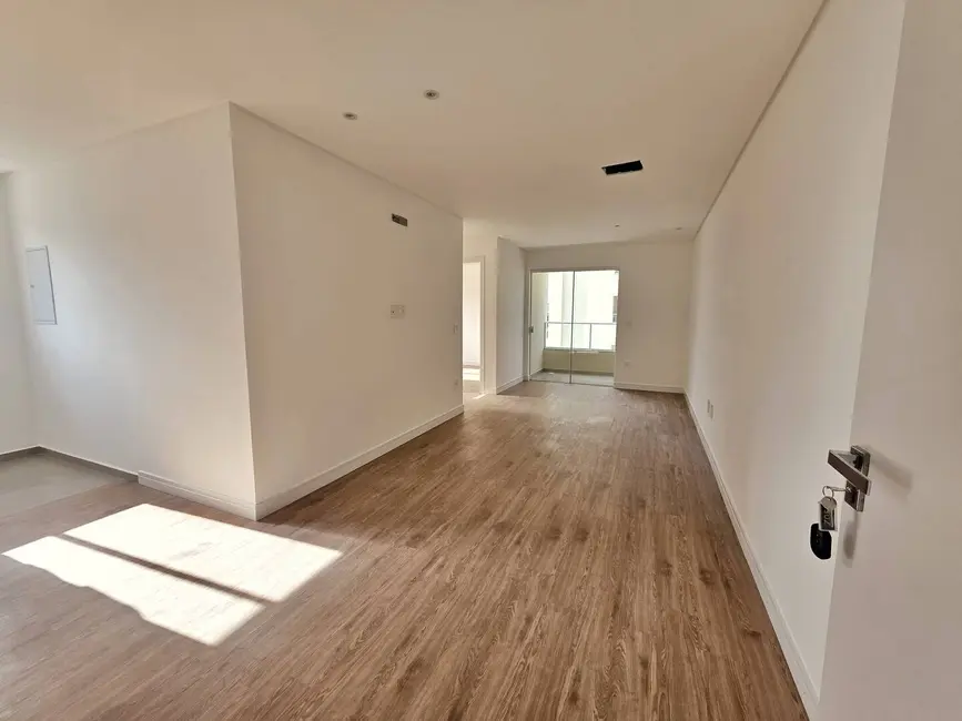 Foto 3 de Apartamento com 2 quartos para alugar, 56m2 em Itapema - SC