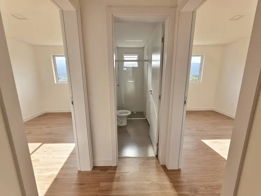 Foto 9 de Apartamento com 2 quartos para alugar, 56m2 em Itapema - SC