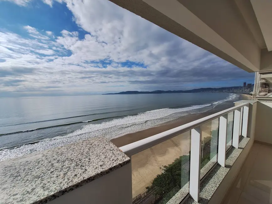 Foto 3 de Apartamento com 4 quartos para alugar, 183m2 em Meia Praia, Itapema - SC