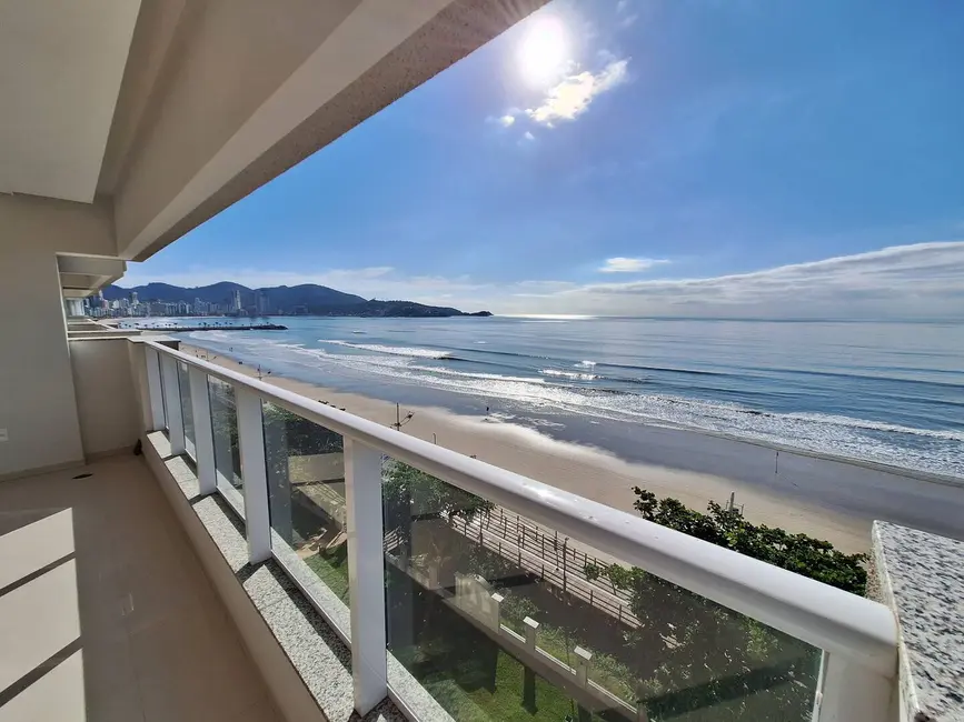 Foto 2 de Apartamento com 4 quartos para alugar, 182m2 em Meia Praia, Itapema - SC