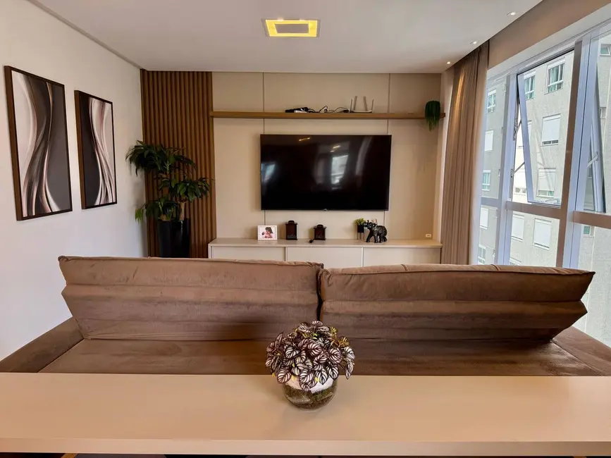 Foto 5 de Apartamento com 4 quartos para alugar, 198m2 em Meia Praia, Itapema - SC