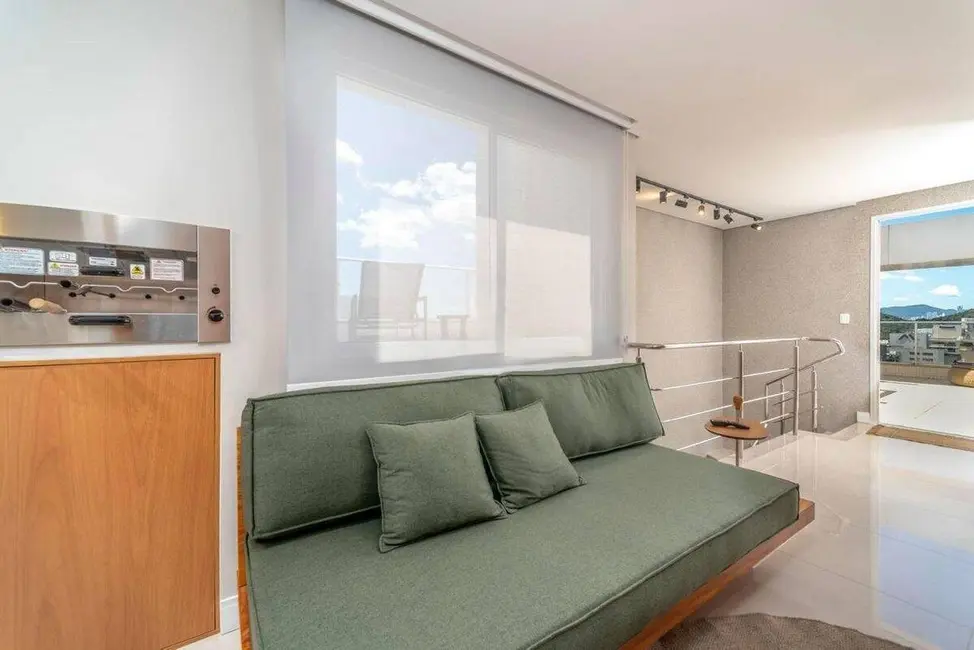 Foto 3 de Cobertura com 3 quartos para alugar, 210m2 em Itajai - SC