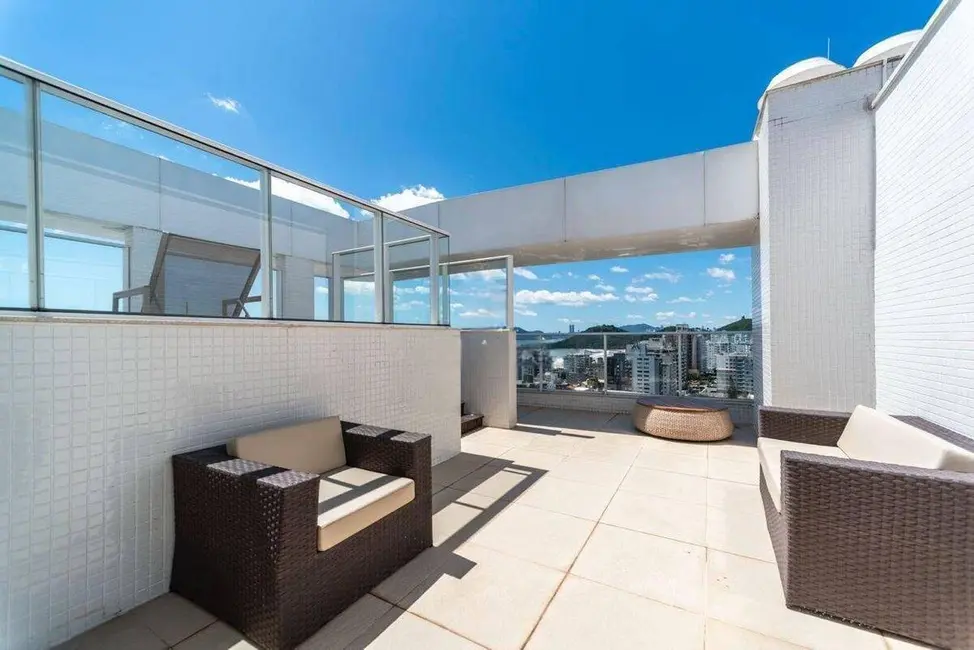 Foto 7 de Cobertura com 3 quartos para alugar, 210m2 em Itajai - SC