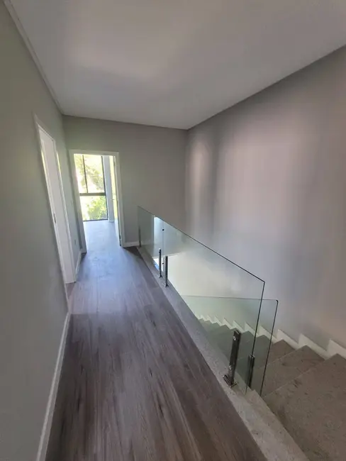 Casa com 4 quartos à venda, 202m2 em Ariribá, Balneario Camboriu - SC - imagem 8 Foto 8 de Casa com 4 quartos à venda, 202m2 em Ariribá, Balneario Camboriu - SC