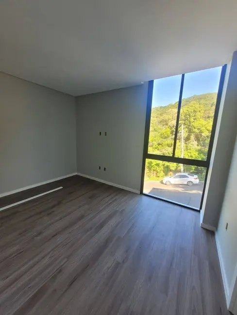 Casa com 4 quartos à venda, 202m2 em Ariribá, Balneario Camboriu - SC - imagem 6 Foto 6 de Casa com 4 quartos à venda, 202m2 em Ariribá, Balneario Camboriu - SC