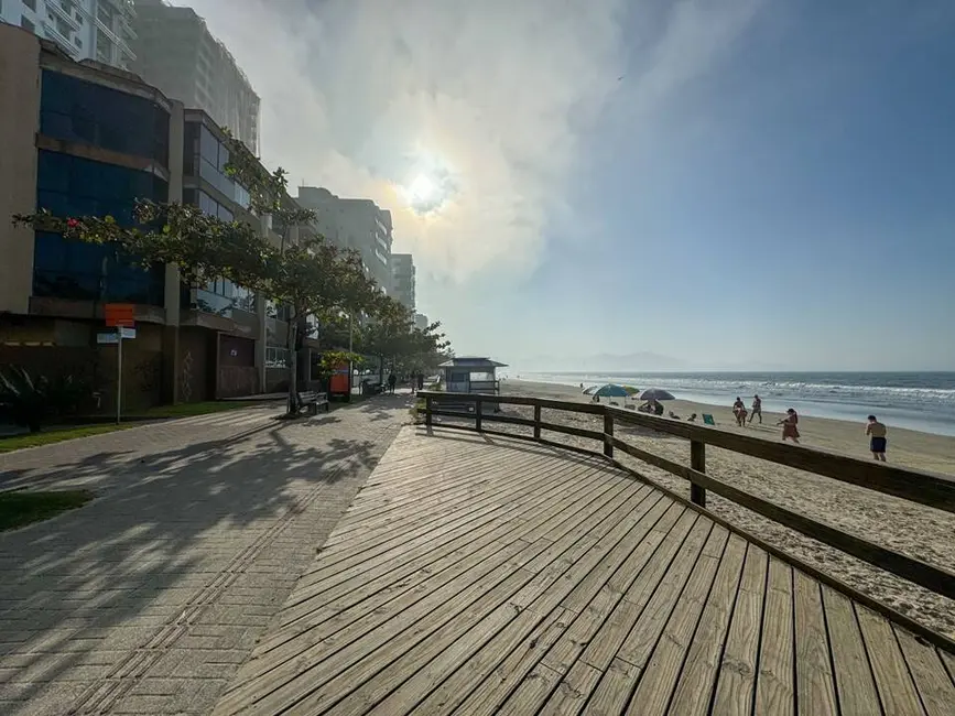 Foto 6 de Apartamento com 4 quartos à venda e para alugar, 158m2 em Meia Praia, Itapema - SC