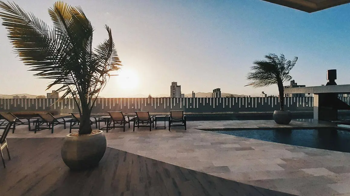 Apartamento com 3 quartos à venda, 132m2 em Centro, Balneario Camboriu - SC - imagem 9 Foto 9 de Apartamento com 3 quartos à venda, 132m2 em Centro, Balneario Camboriu - SC