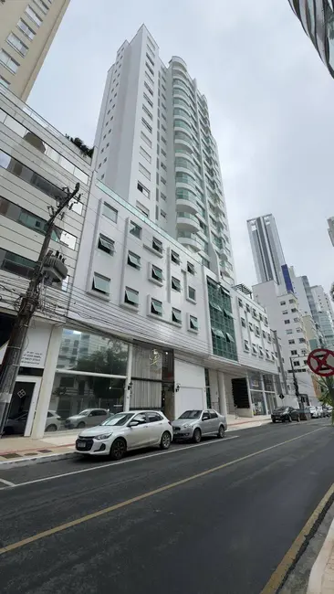 Foto 1 de Apartamento com 3 quartos à venda, 132m2 em Centro, Balneario Camboriu - SC