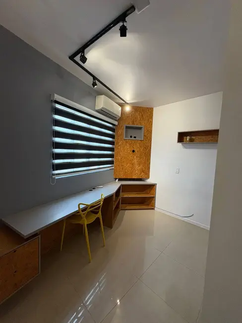 Apartamento com 2 quartos à venda, 84m2 em Estados, Balneario Camboriu - SC - imagem 8 Foto 8 de Apartamento com 2 quartos à venda, 84m2 em Estados, Balneario Camboriu - SC