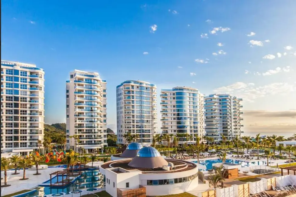 Apartamento com 5 quartos para alugar, 280m2 em Centro, Balneario Camboriu - SC - imagem 7 Foto 7 de Apartamento com 5 quartos para alugar, 280m2 em Centro, Balneario Camboriu - SC