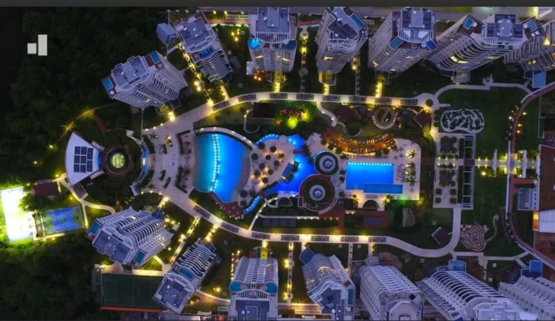 Apartamento com 5 quartos para alugar, 280m2 em Centro, Balneario Camboriu - SC - imagem 9 Foto 9 de Apartamento com 5 quartos para alugar, 280m2 em Centro, Balneario Camboriu - SC