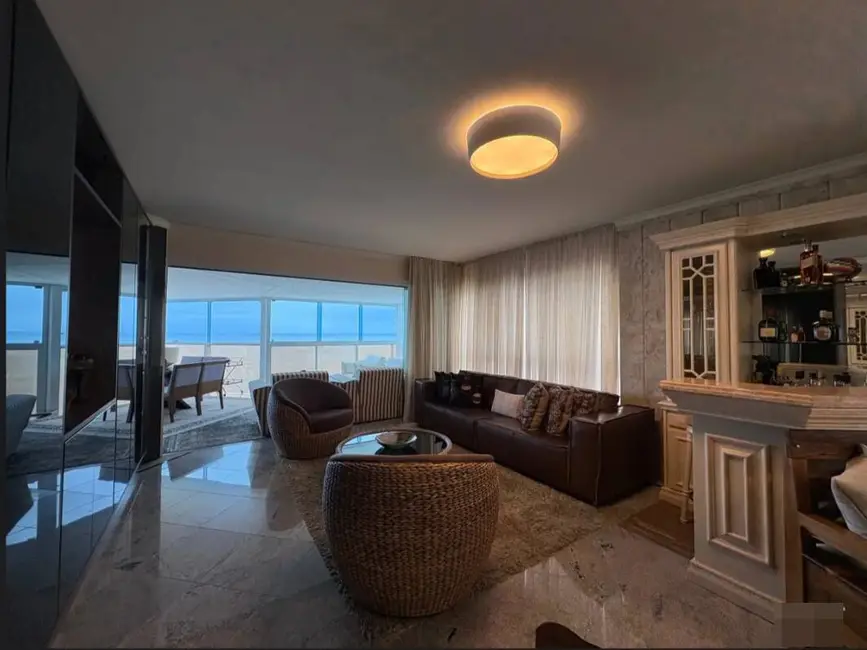 Foto 7 de Apartamento com 3 quartos para alugar, 165m2 em Pioneiros, Balneario Camboriu - SC