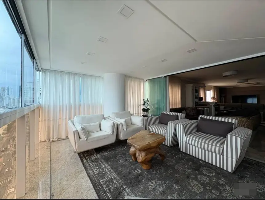 Foto 4 de Apartamento com 3 quartos para alugar, 165m2 em Pioneiros, Balneario Camboriu - SC