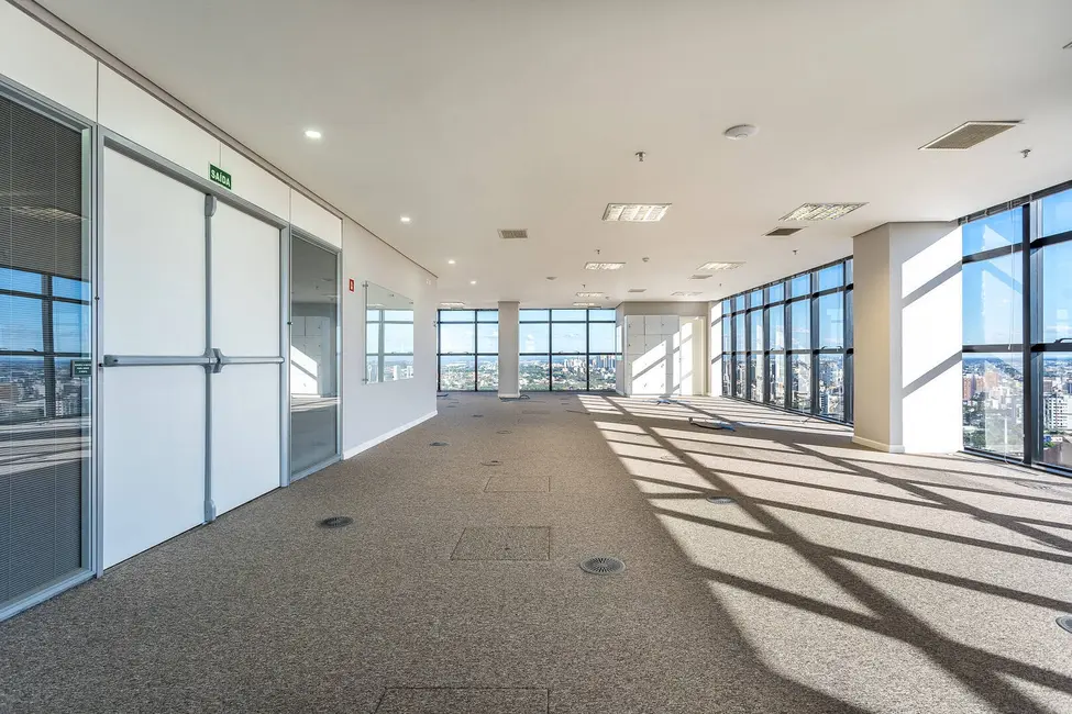 Foto 9 de Sala Comercial para alugar, 52m2 em Itapema - SC