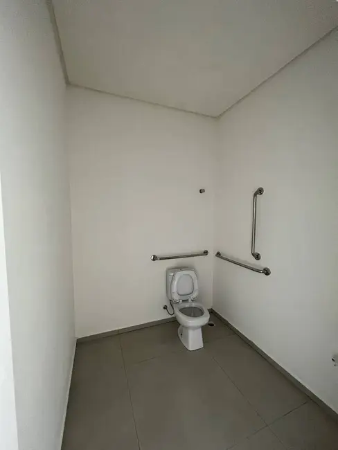 Foto 4 de Sala Comercial para alugar, 198m2 em Itajai - SC