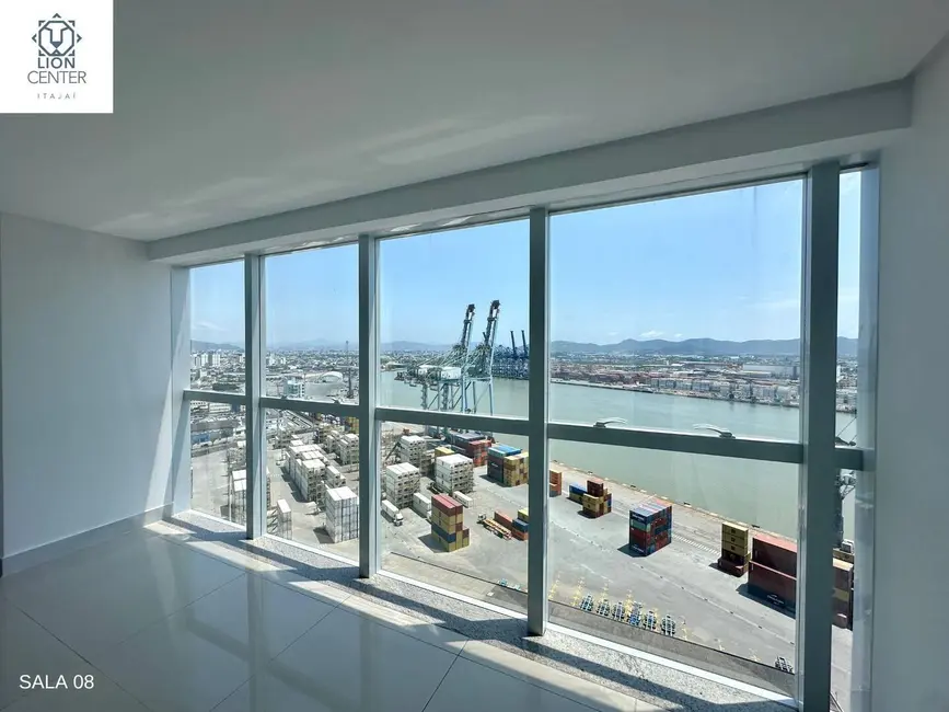 Foto 5 de Sala Comercial para alugar, 126m2 em Itajai - SC