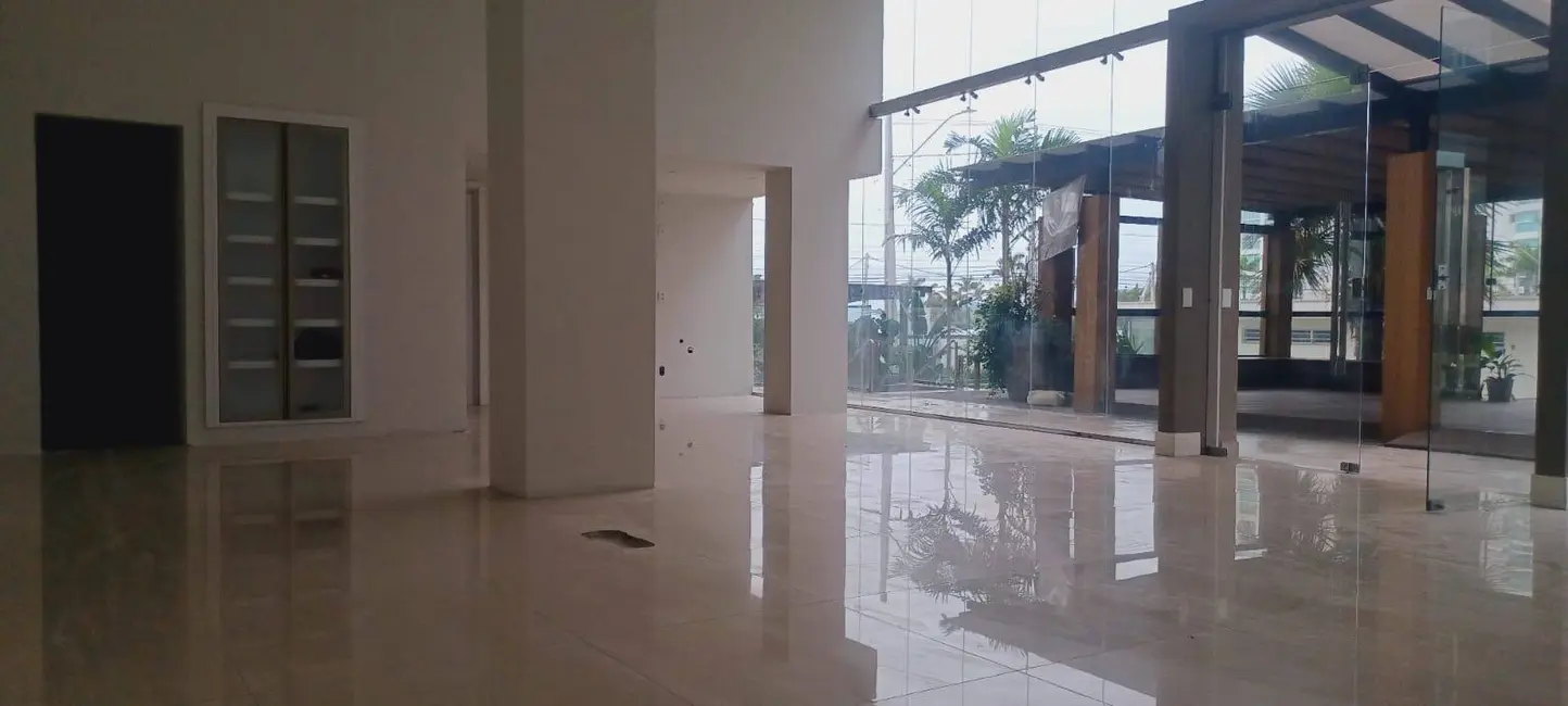 Sala Comercial para alugar, 78m2 em Centro, Balneario Camboriu - SC - imagem 7 Foto 7 de Sala Comercial para alugar, 78m2 em Centro, Balneario Camboriu - SC