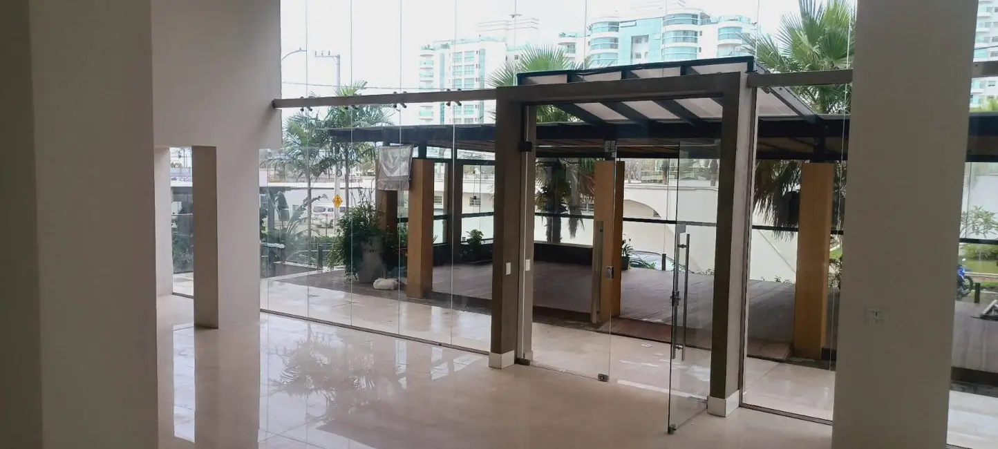 Sala Comercial para alugar, 78m2 em Centro, Balneario Camboriu - SC - imagem 4 Foto 4 de Sala Comercial para alugar, 78m2 em Centro, Balneario Camboriu - SC