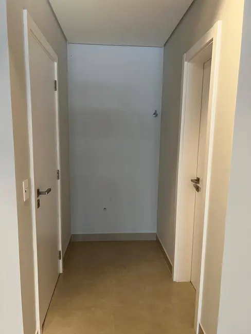 Foto 6 de Sala Comercial para alugar, 92m2 em Porto Belo - SC