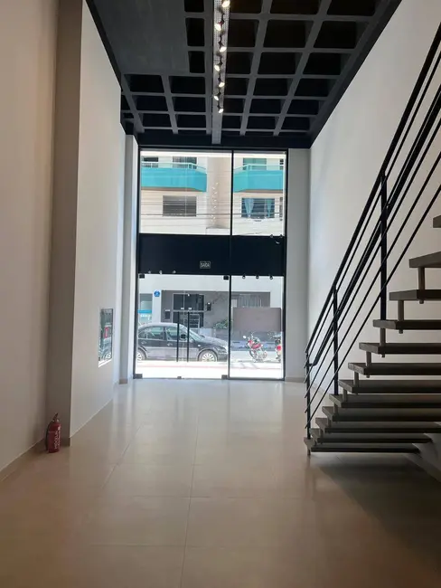 Foto 1 de Sala Comercial para alugar, 92m2 em Porto Belo - SC
