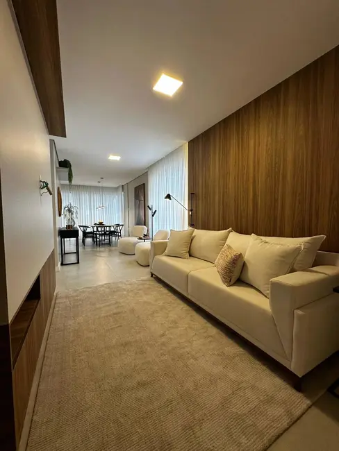 Foto 2 de Apartamento com 2 quartos à venda, 93m2 em Centro, Balneario Camboriu - SC