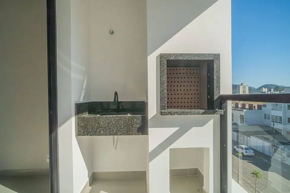 Apartamento com 2 quartos à venda, 173m2 em Centro, Balneario Camboriu - SC - imagem 4 Foto 4 de Apartamento com 2 quartos à venda, 173m2 em Centro, Balneario Camboriu - SC