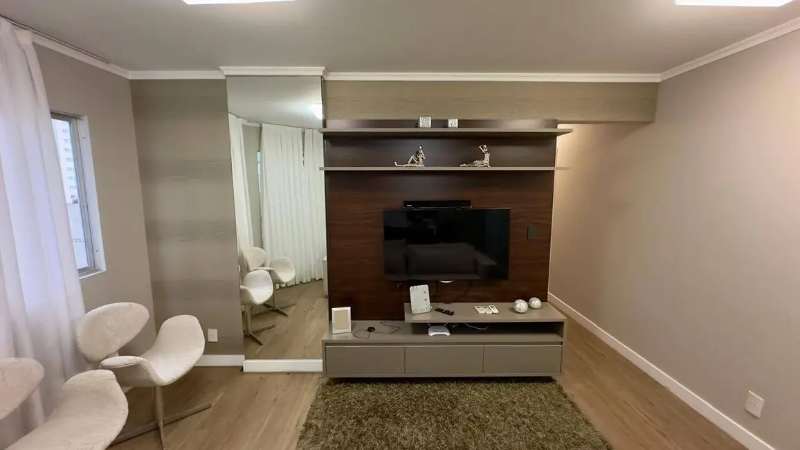 Apartamento com 4 quartos à venda, 180m2 em Centro, Balneario Camboriu - SC - imagem 6 Foto 6 de Apartamento com 4 quartos à venda, 180m2 em Centro, Balneario Camboriu - SC